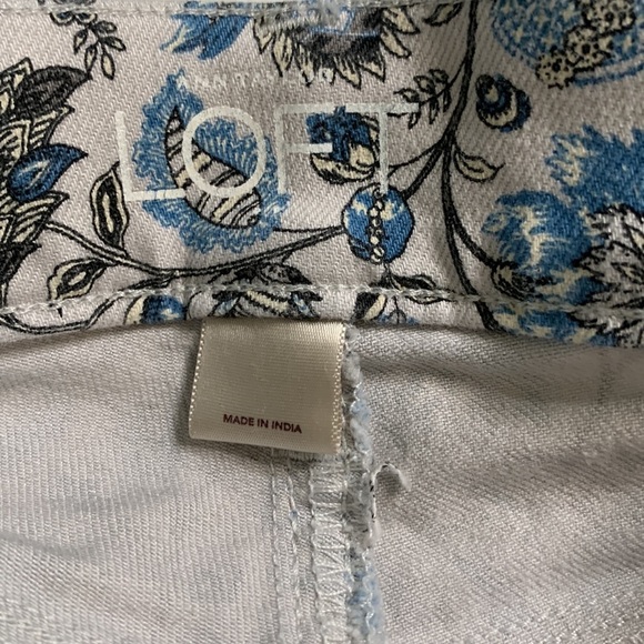 Loft Modern Crop White Paisley Jeans - Picture 13 of 13